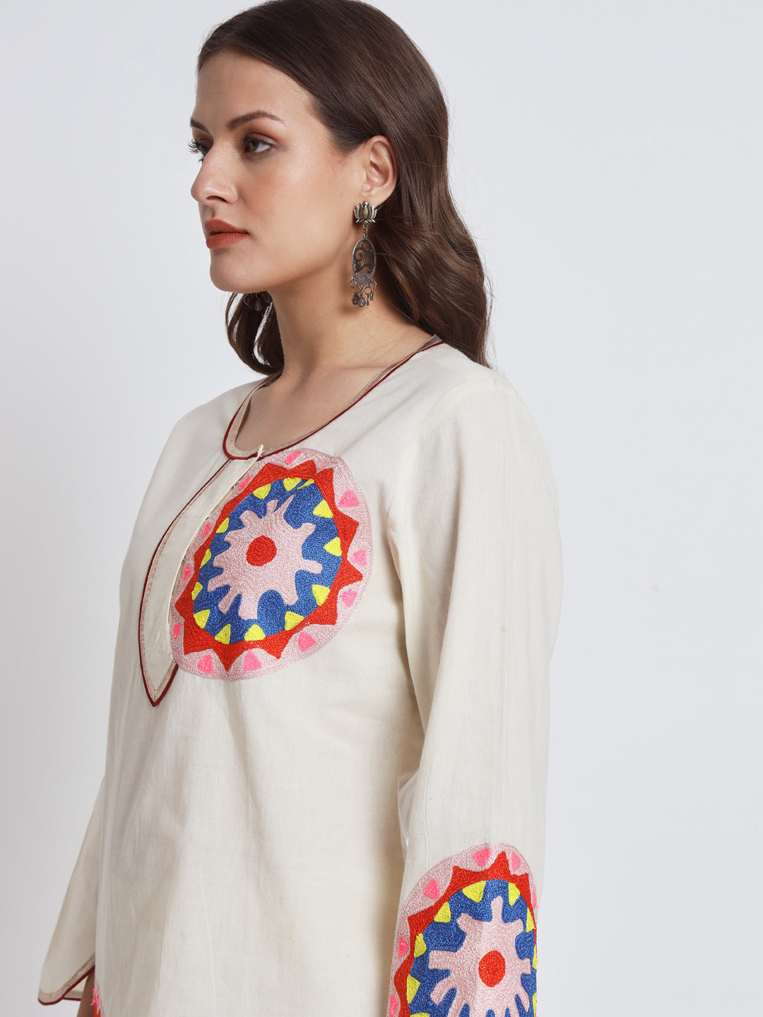 White Organic Cotton Kurta Set with  Circular Embroidery