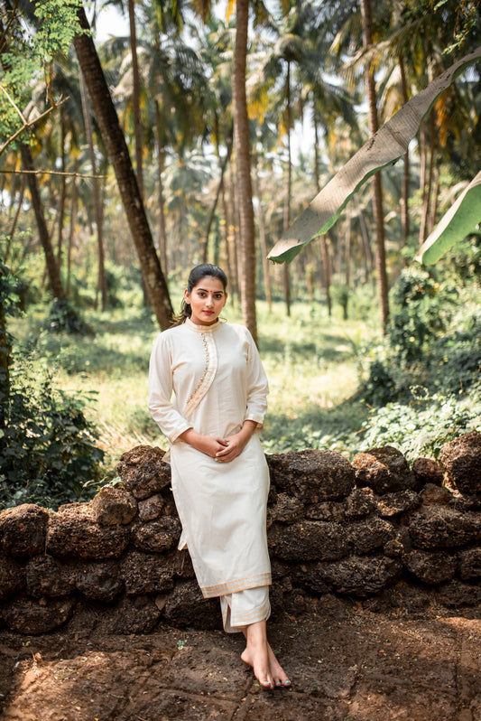 Zoya Ivory Kurta Set